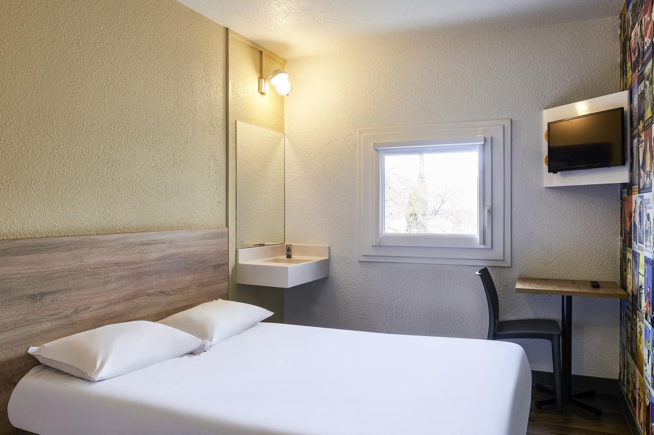 Hotelf1 Chartres Le Coudray Zewnętrze zdjęcie